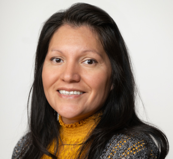 2017년 졸업식에서의 니겔 윌리엄스-고스. (GU 사진: Zach Berlat)